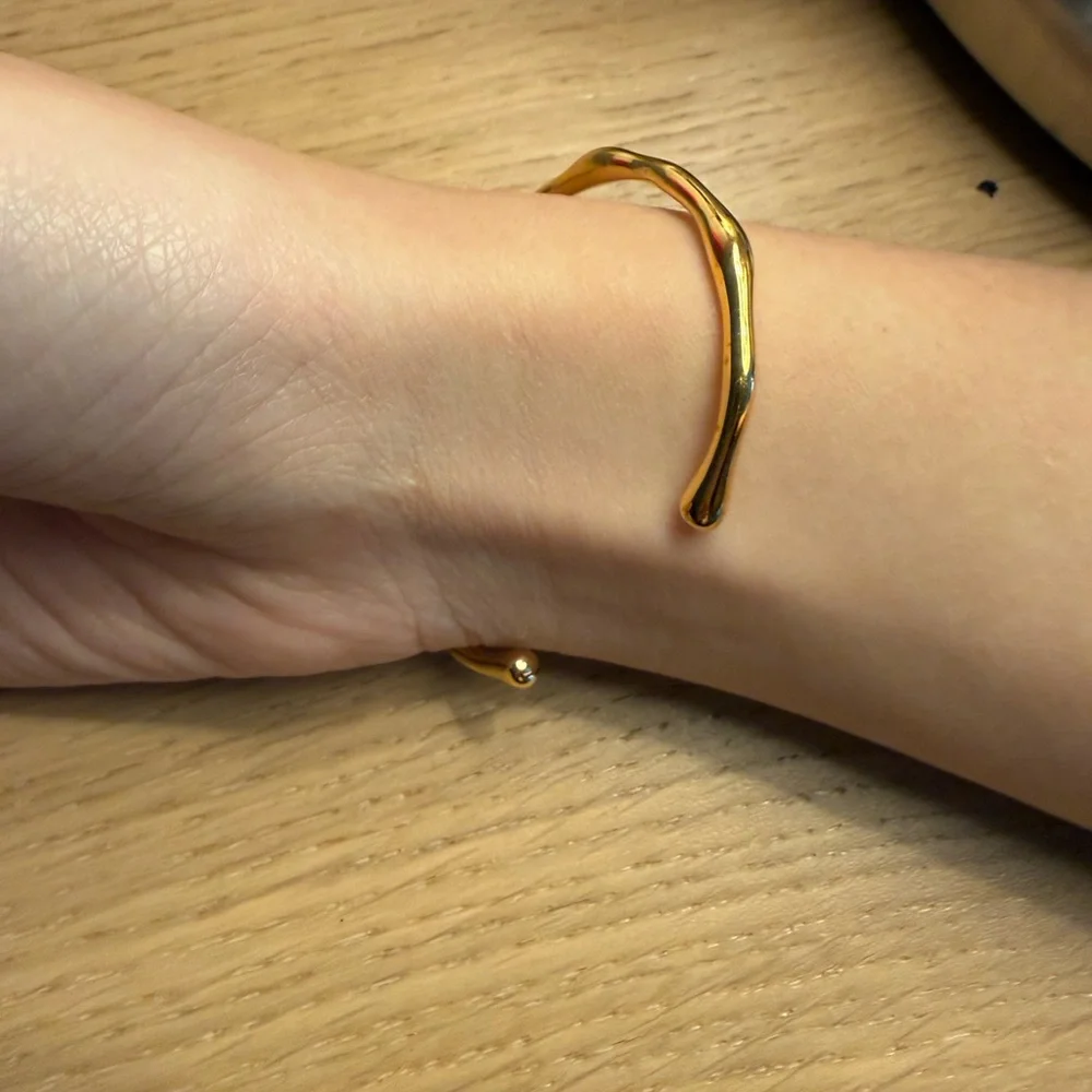Missoma gold pleated bangle - Picture 2 of 4